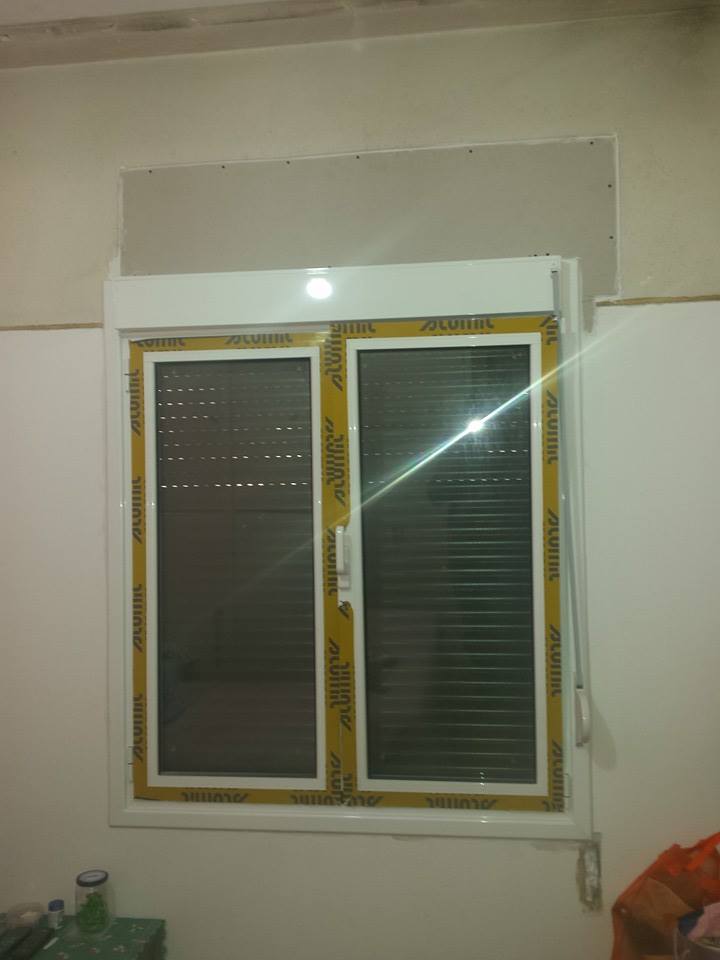 παράθυρο διπλό αλουμινίου με ανάκληση και ρολό